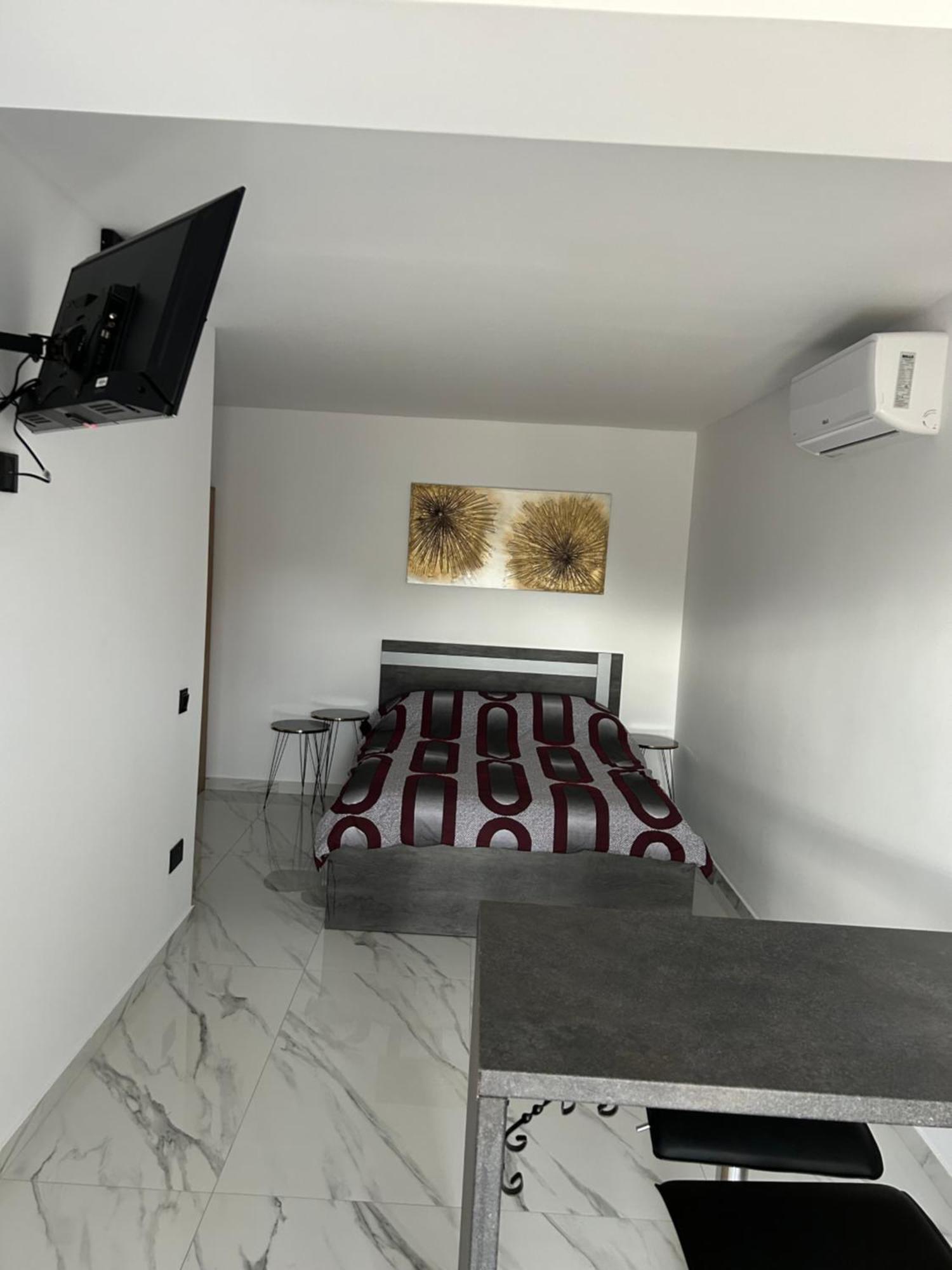 Maria'S Studio Paphos ภายนอก รูปภาพ